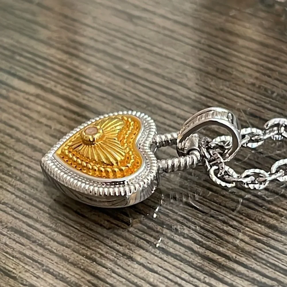 DIAMONDS INTERNATIONAL, Diamond Heart Necklace
